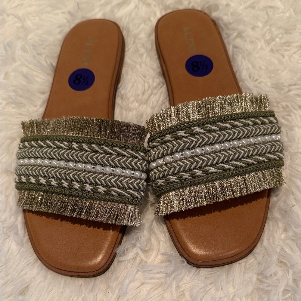 Aldo Slide Sandals 8.5 Green